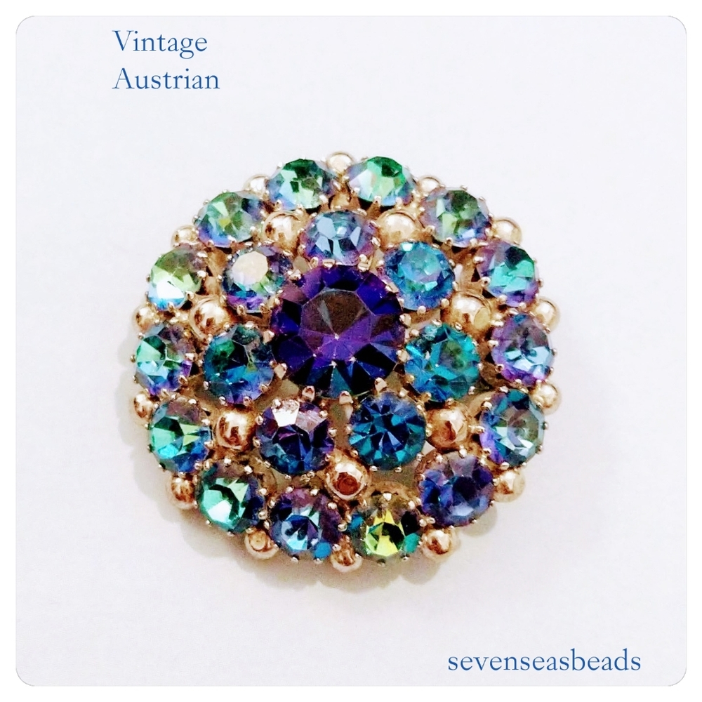 💘Austrian Crystal Vintage Brooch